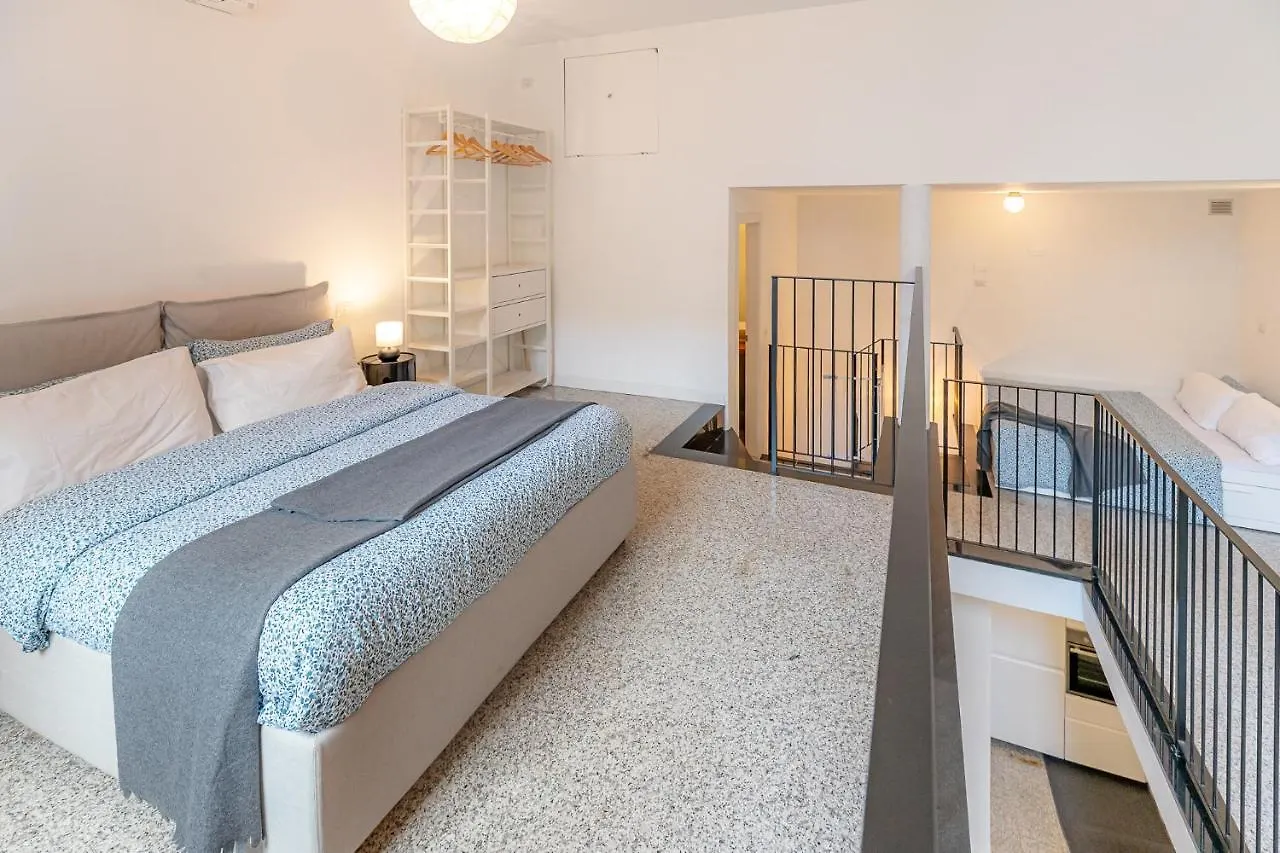 Ferienwohnung Moderno Loft A Due Passi Dal Lago Torno Apartment